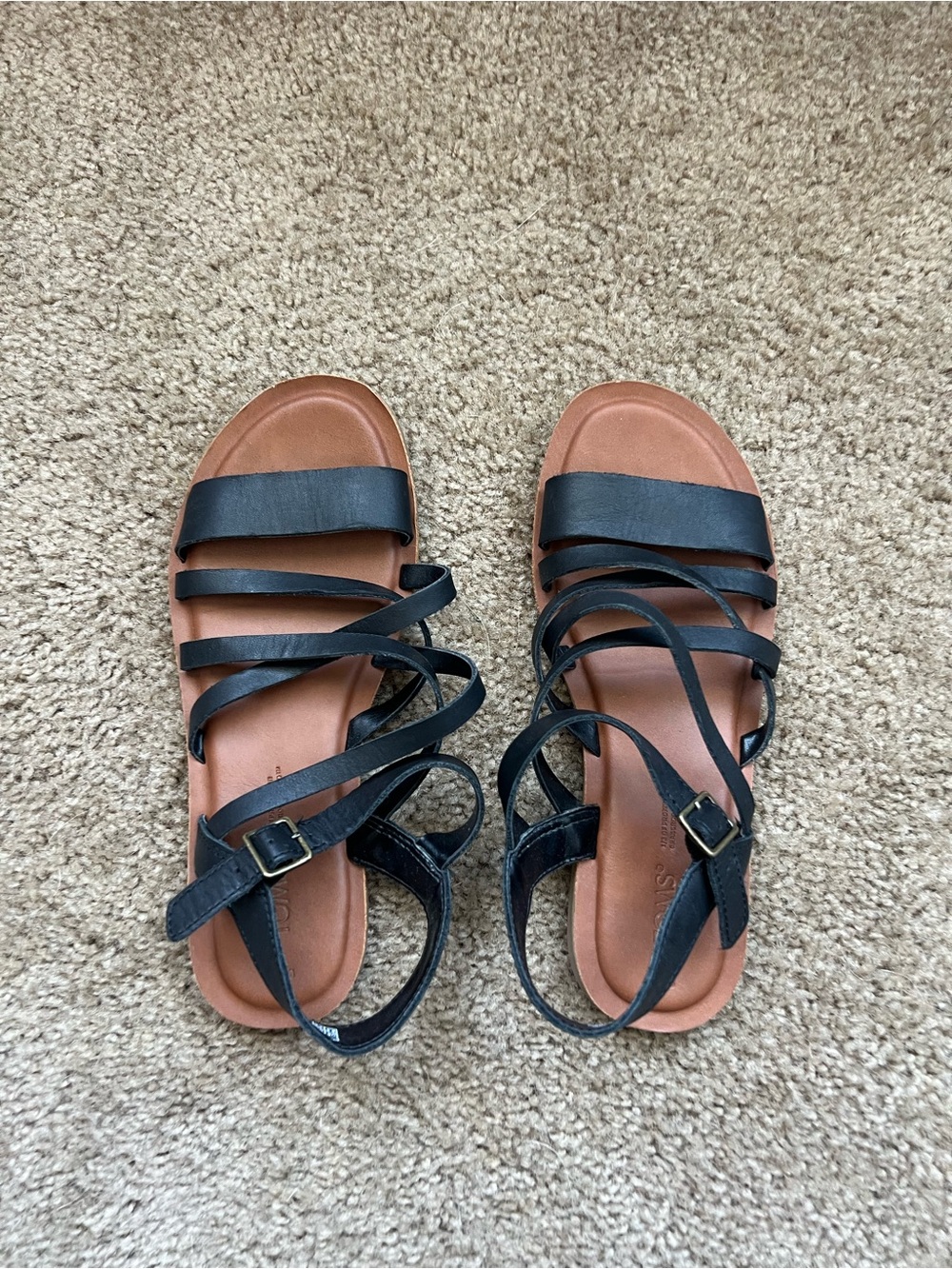 Toms Black Strappy Leather Flat Sandals with Tan Footbed